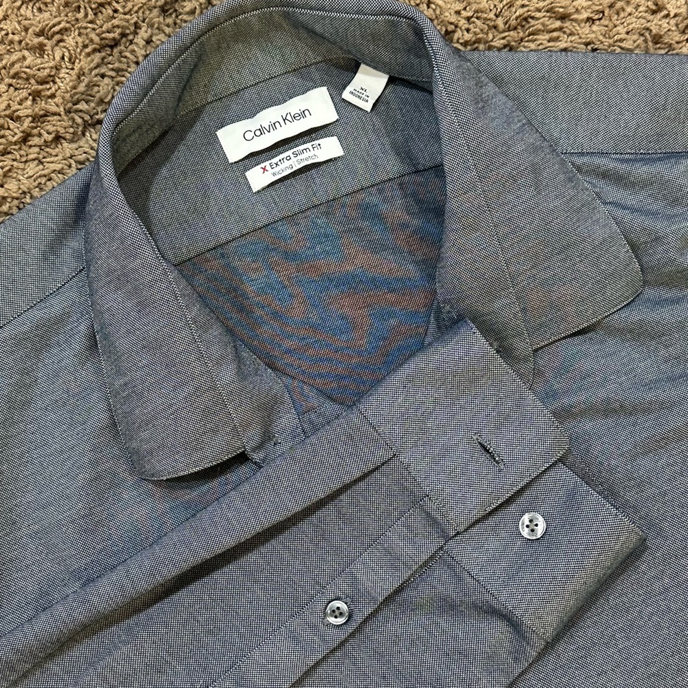 Calvin Klein Wicking Stretch Extra Slim Fit   Men’s Size Extra Large Long Sleeve